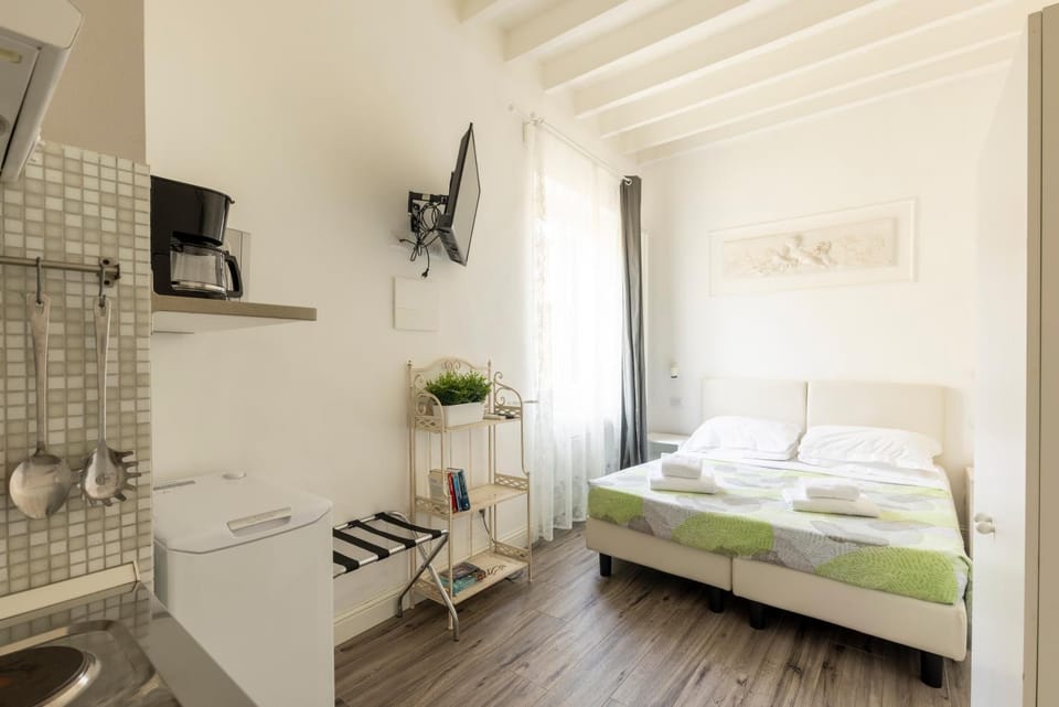 TV and multimedia, Bedroom, towels, washing machine