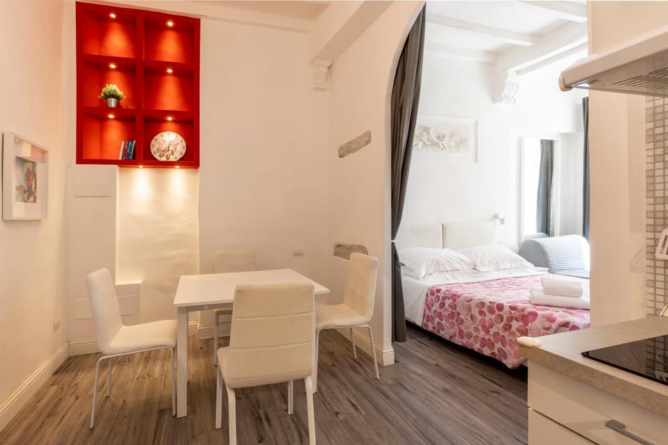 Dining area, Bedroom