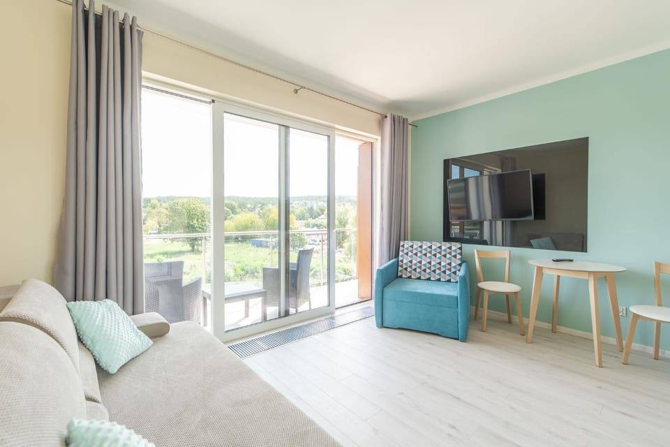 TV and multimedia, Photo of the whole room