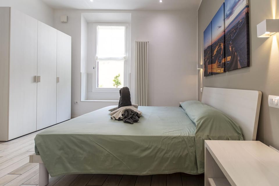 Bed, View (from property/room), Photo of the whole room, Bedroom, towels