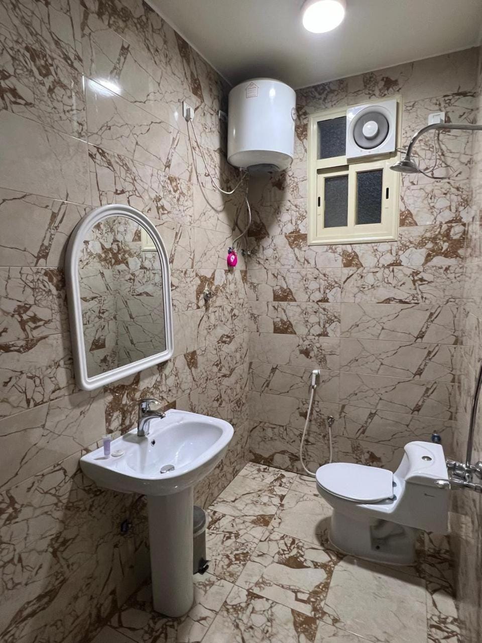 Shower, Toilet, Bathroom, bidet