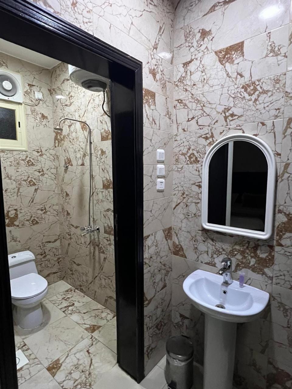 Shower, Toilet, Bathroom, bidet