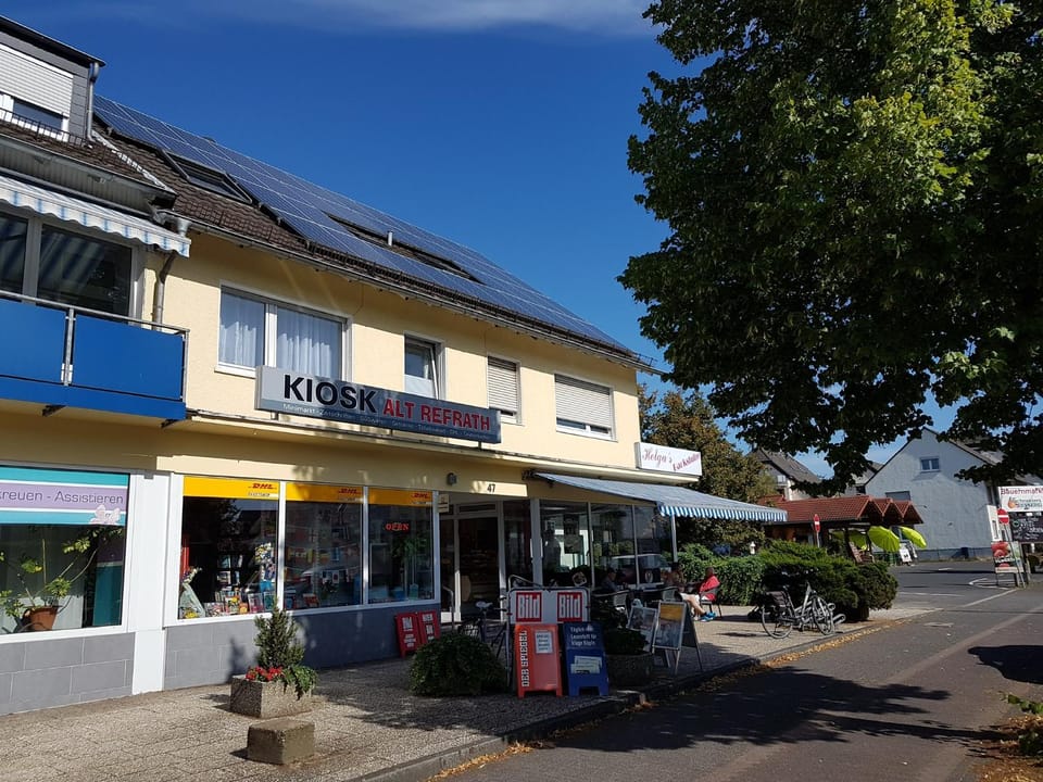 Property building, Facade/entrance