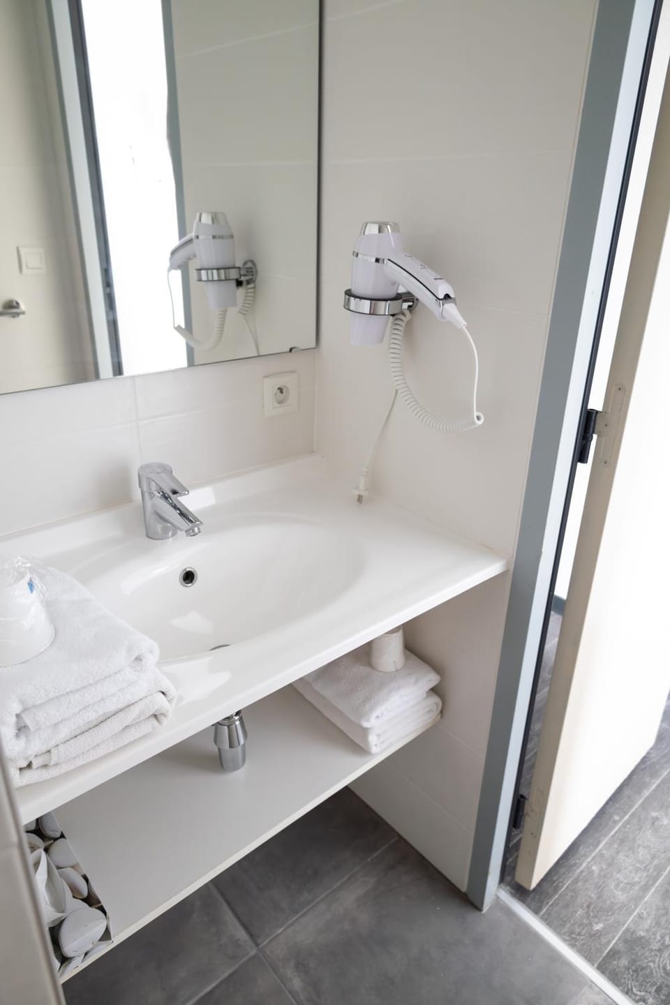 Brit Hotel Confort Saint-Lô Hotel in Saint-Lô