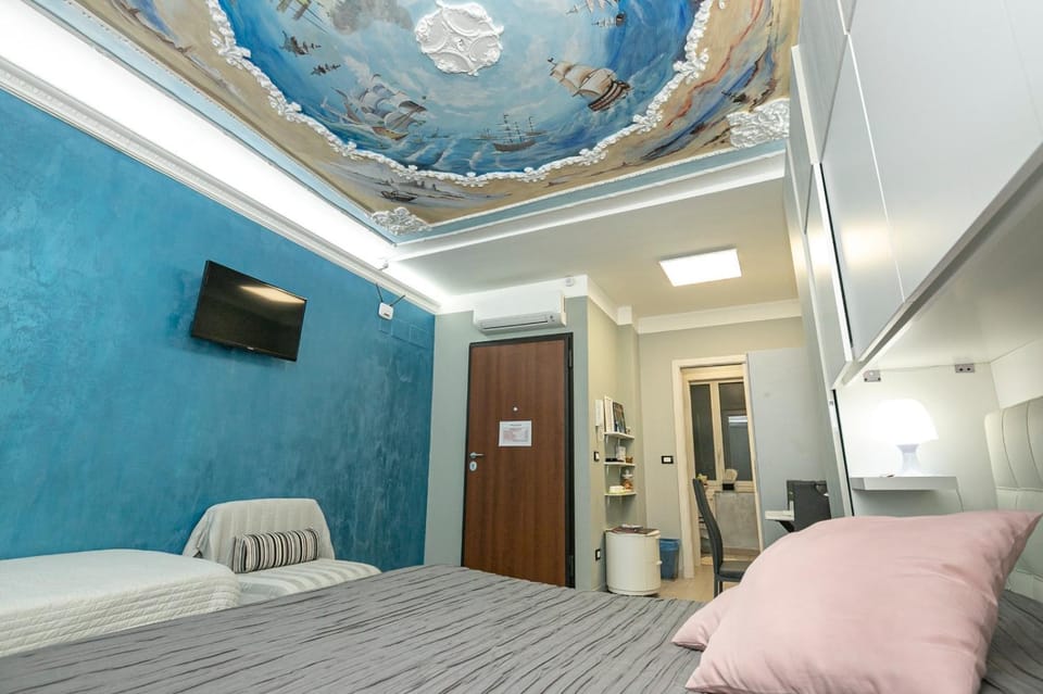 Torre degli Orefici dimora medioevale Bed and Breakfast in Genoa