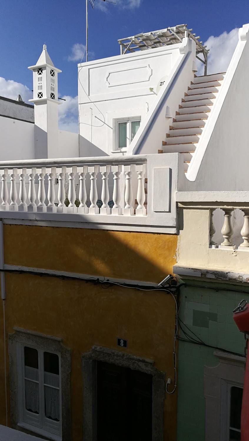 Facade/entrance, Balcony/Terrace