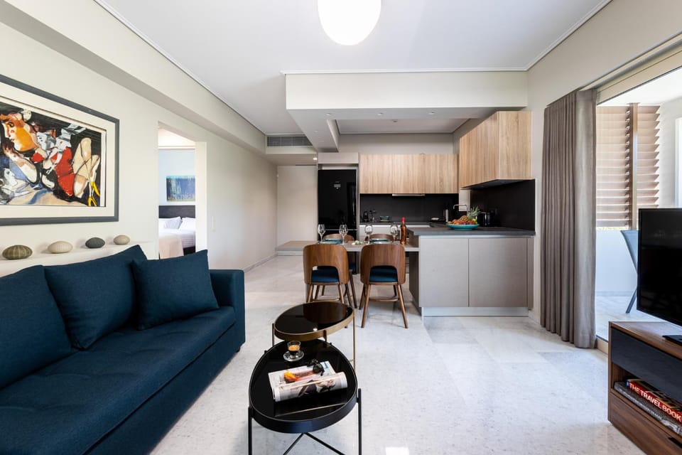 Living room, Seating area, Dining area