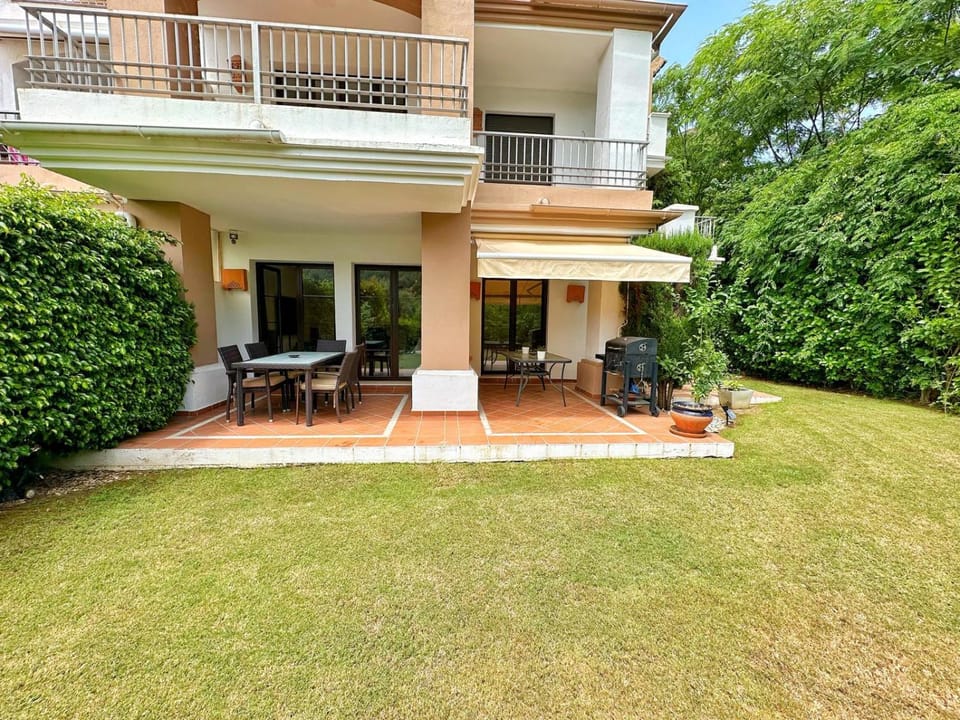 LOS ARQUEROS GOLF APARTMENTS Apartment in Costa del Sol