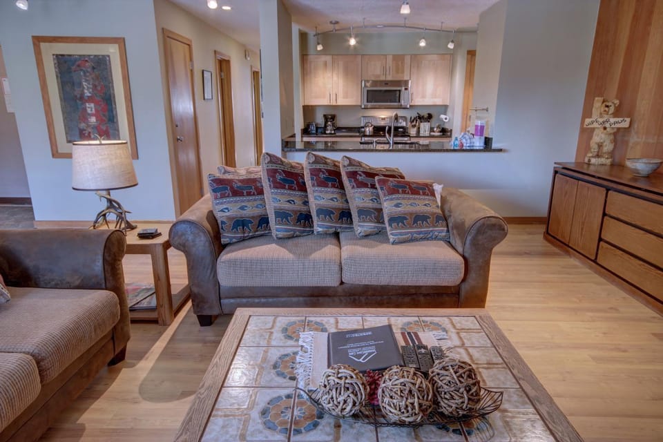 Pines 2074 by SummitCove Lodging in Colorado House in Keystone