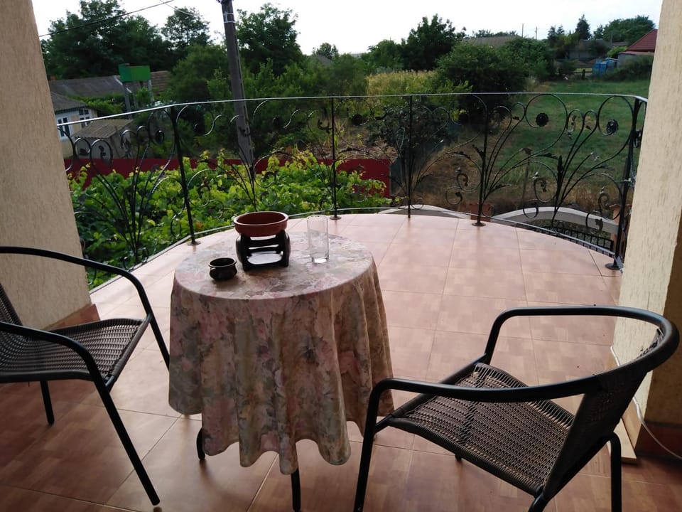 Balcony/Terrace, Lake view, Street view