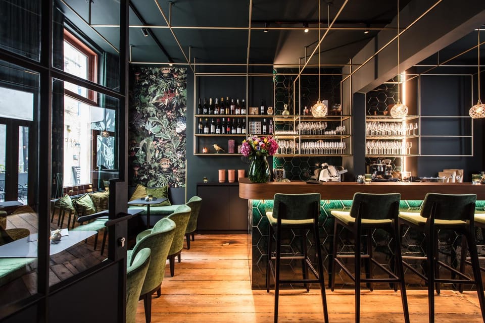 Property building, Food, Alcoholic drinks, Non alcoholic drinks