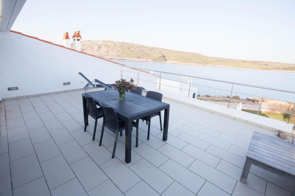 Day, Natural landscape, View (from property/room), Balcony/Terrace, Sea view