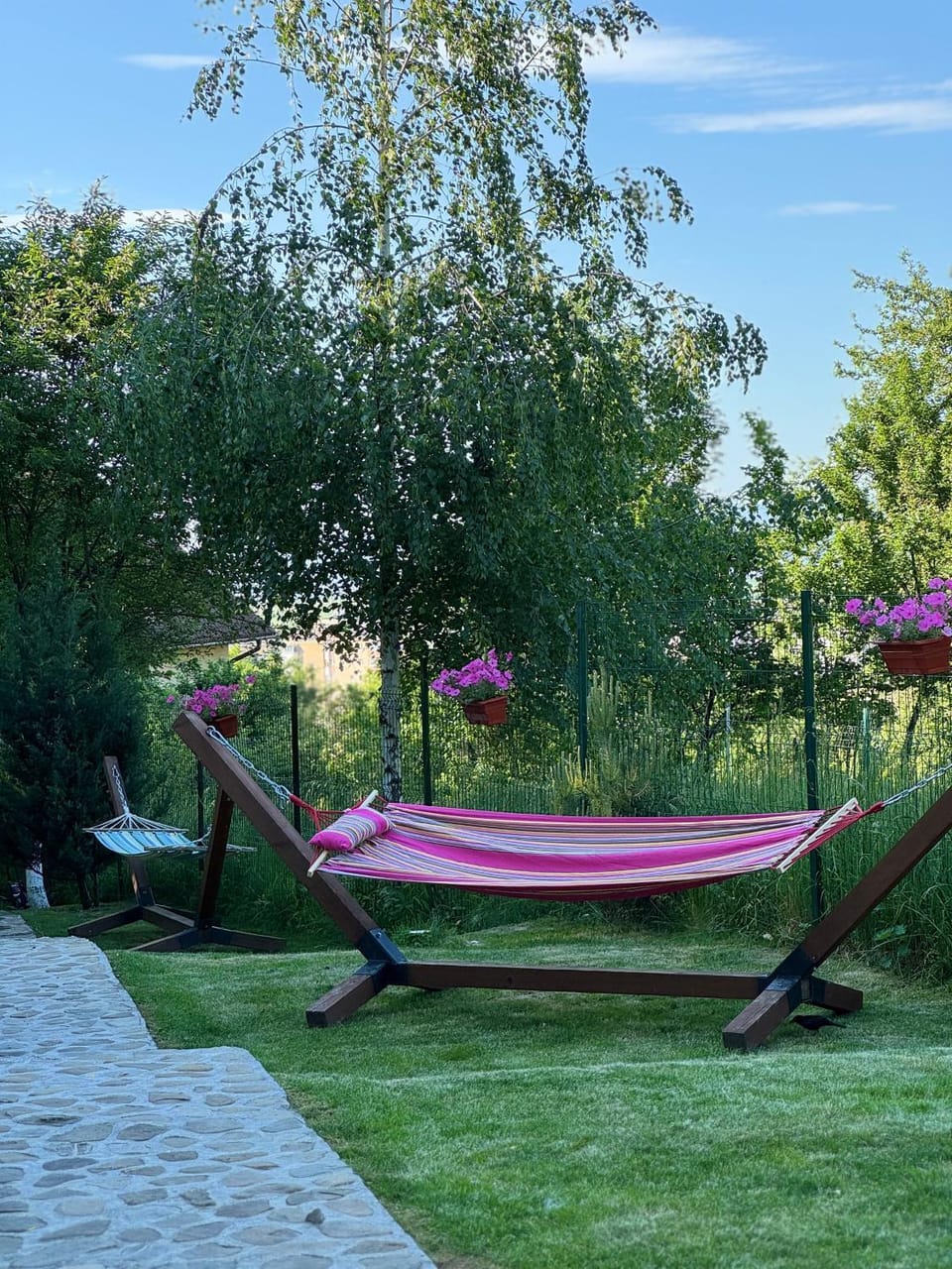 Silver Bungalow Bed and Breakfast in Brașov County