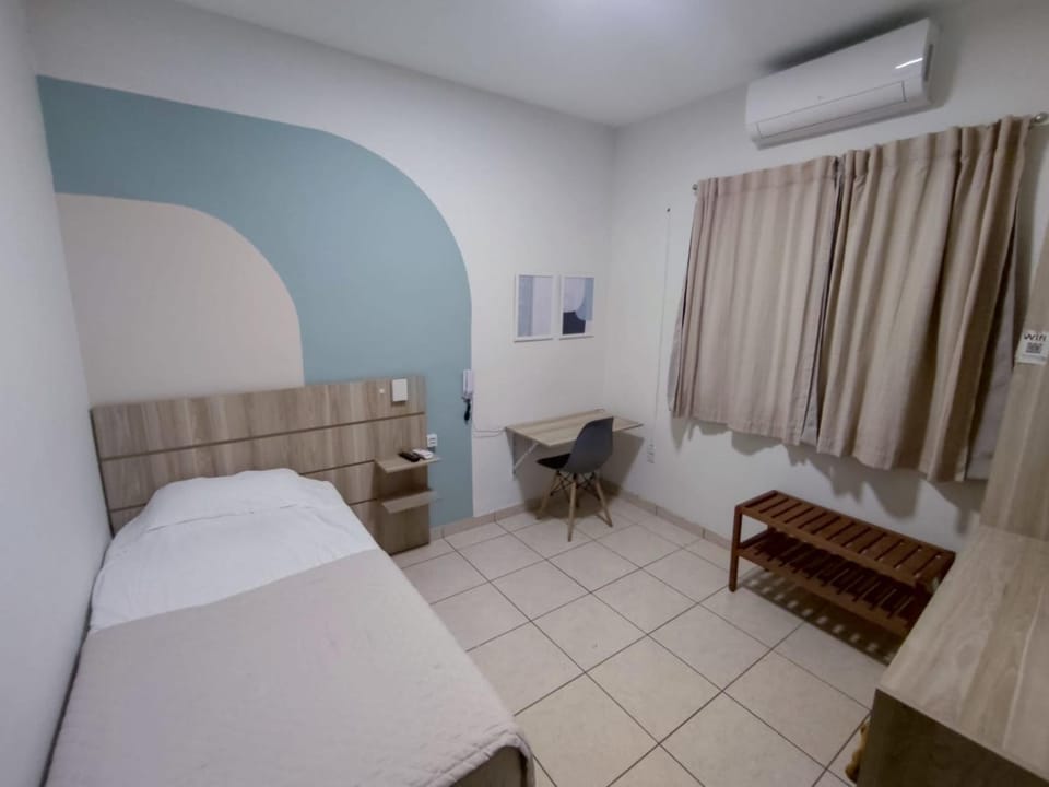 Bed, air conditioner