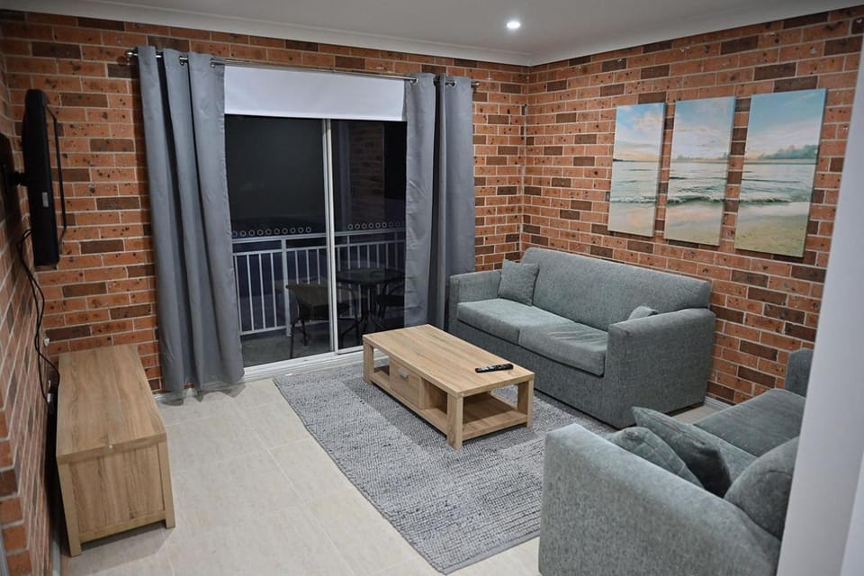 Communal lounge/ TV room, Living room, Seating area