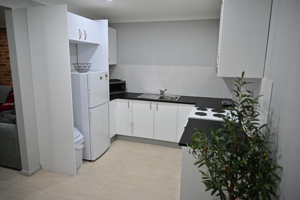 Coffee/tea facilities, Kitchen or kitchenette, Communal kitchen