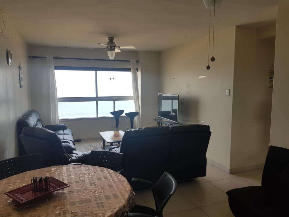 Pam's Beach Flat Apartment in KwaZulu-Natal