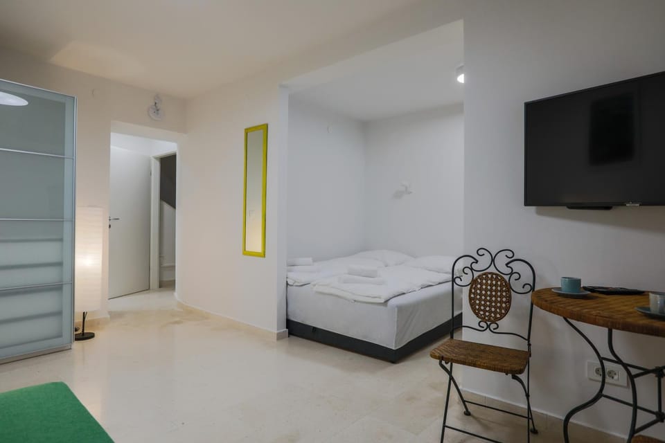 Hvar Old Dalmatian House Junior Suite - Deck 1 Apartment in Hvar