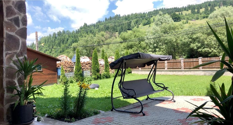 Pensiunea Bucur Bed and Breakfast in Romania