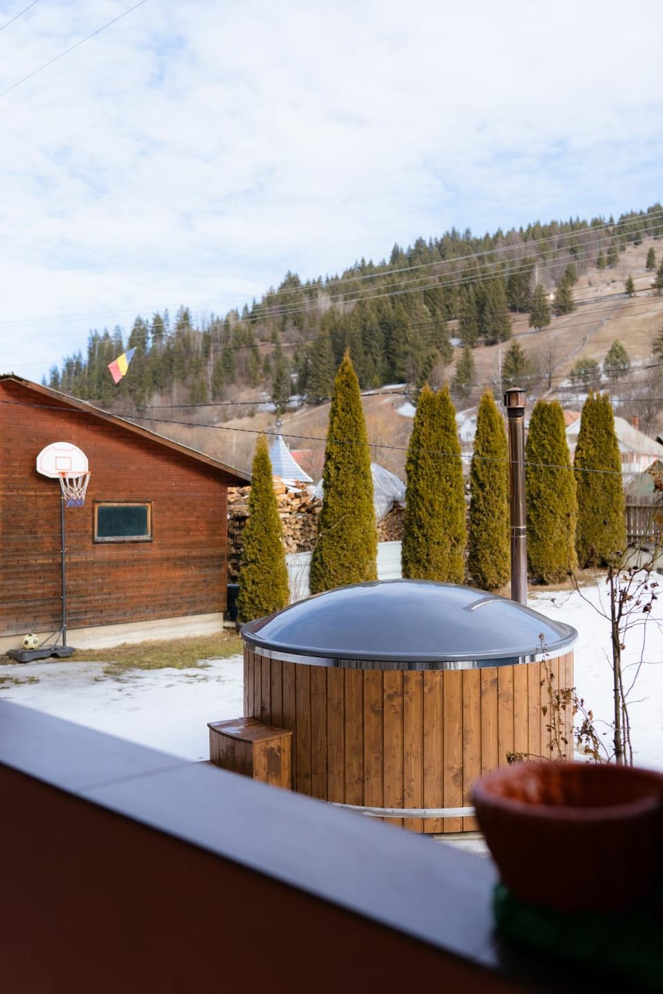 Hot Tub, Mountain view