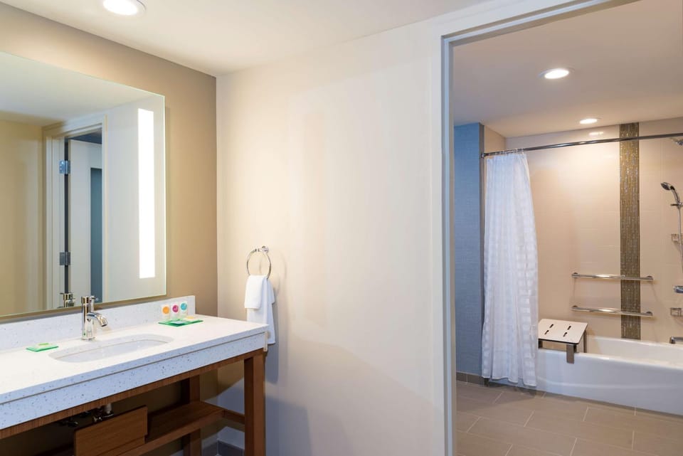 Bathroom, Photo of the whole room, On site