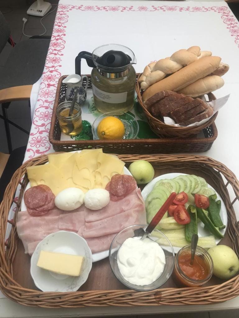 Breakfast, Breakfast