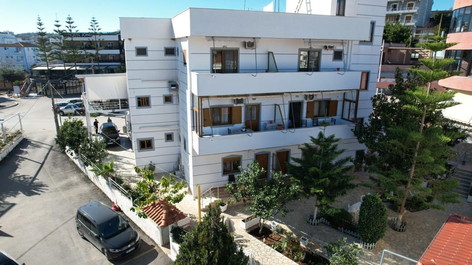Property building, Day