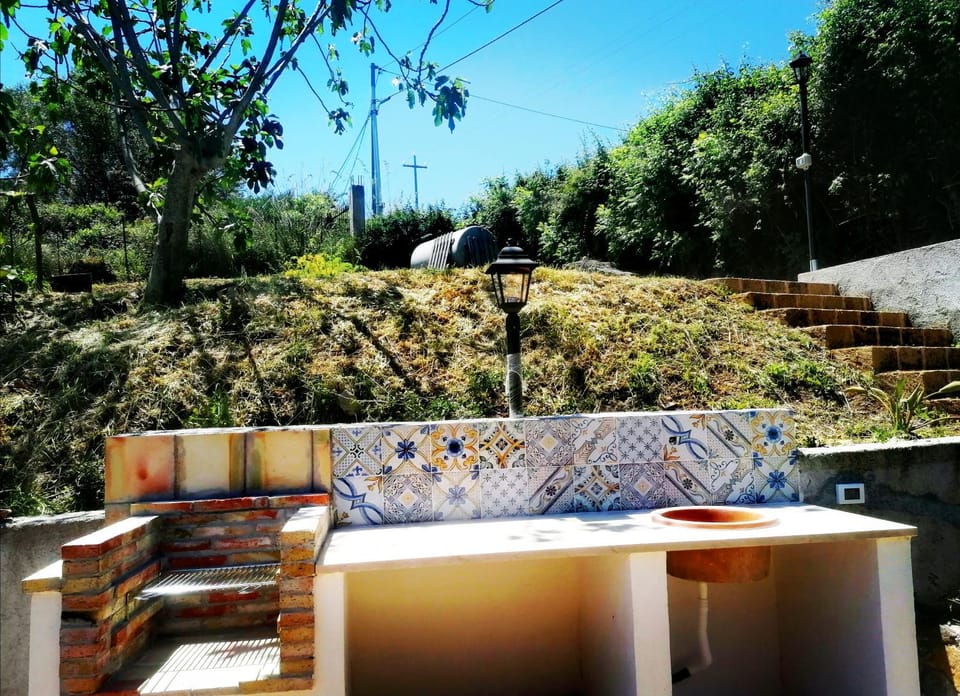 L'Opuntia sul lago House in Sicily