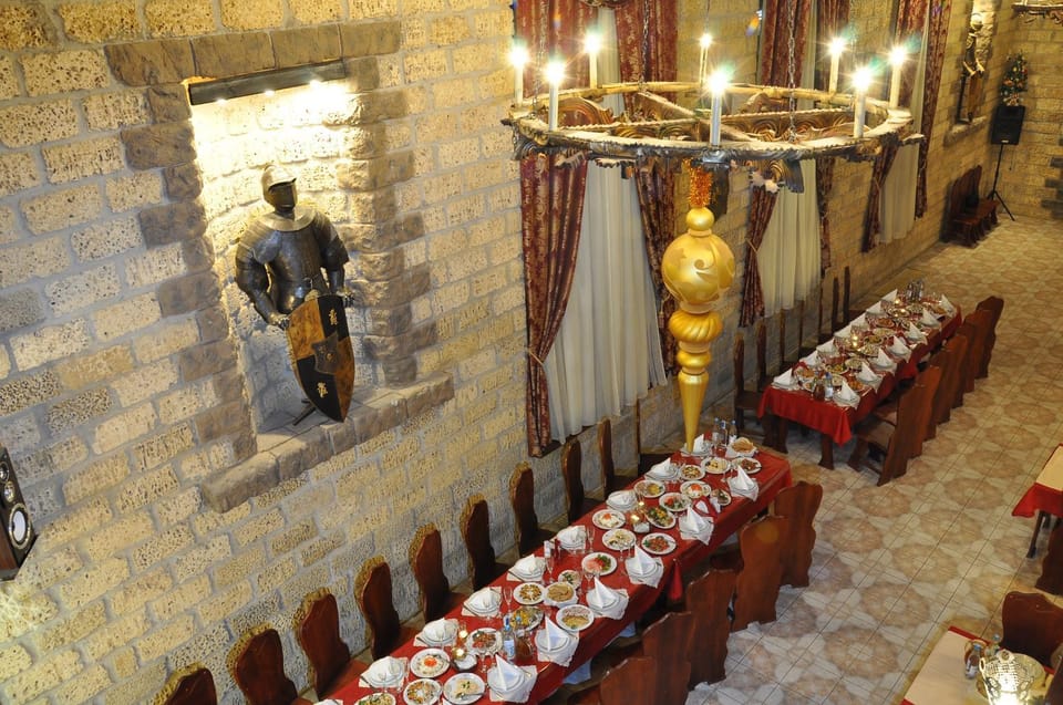 Restaurant/places to eat, Banquet/Function facilities