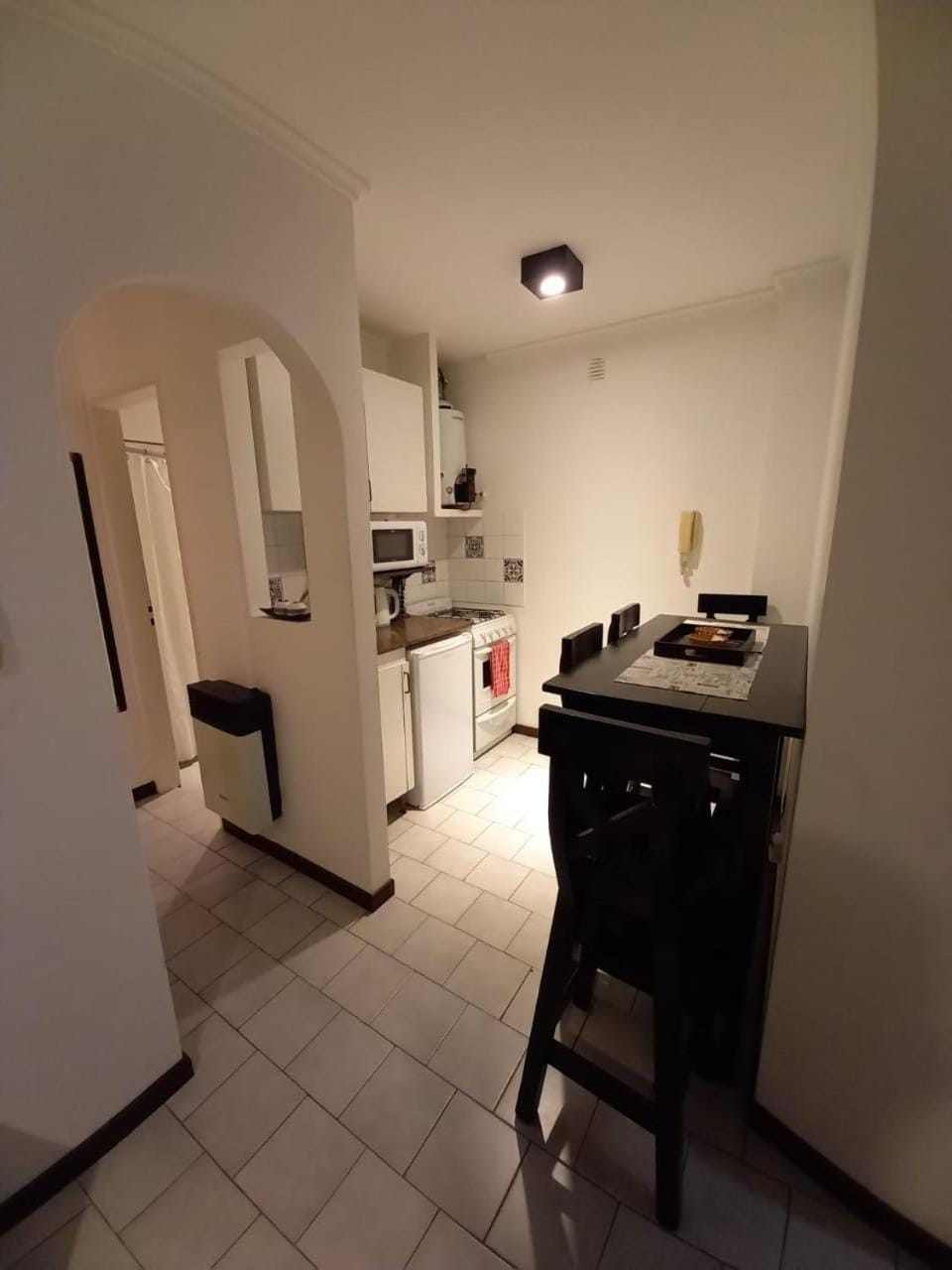 Kitchen or kitchenette, Dining area, oven, pet friendly, stove