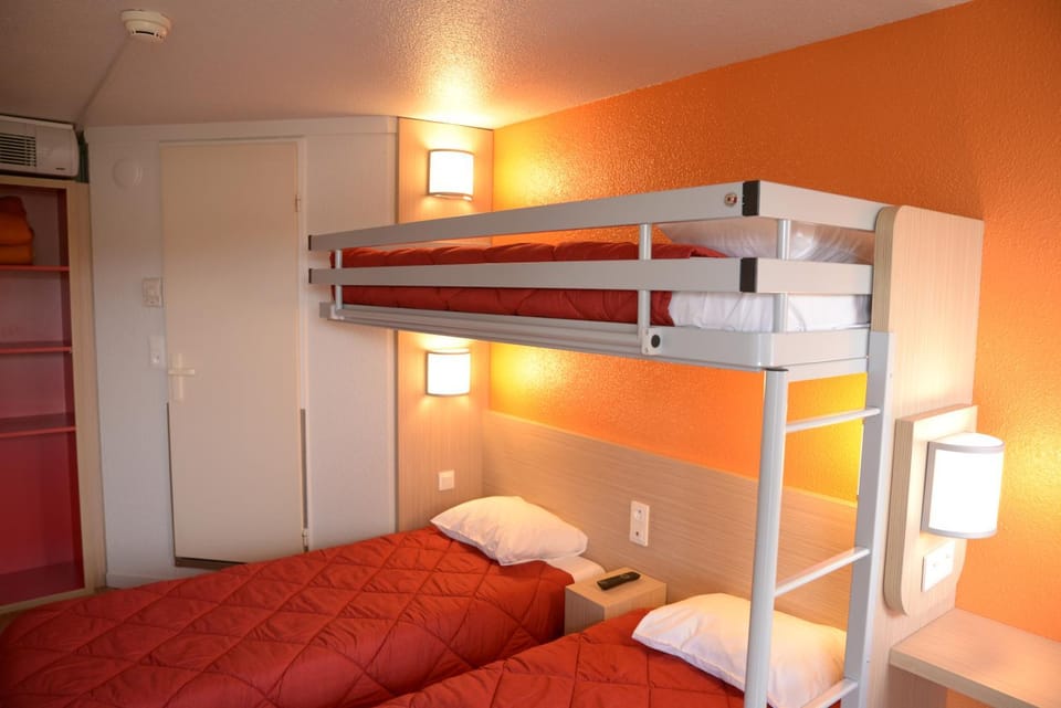bunk bed