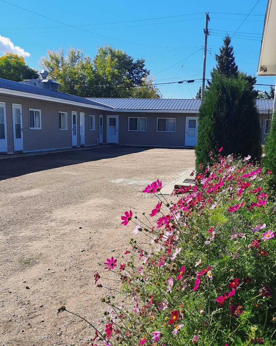 Property building, Area and facilities, Area and facilities