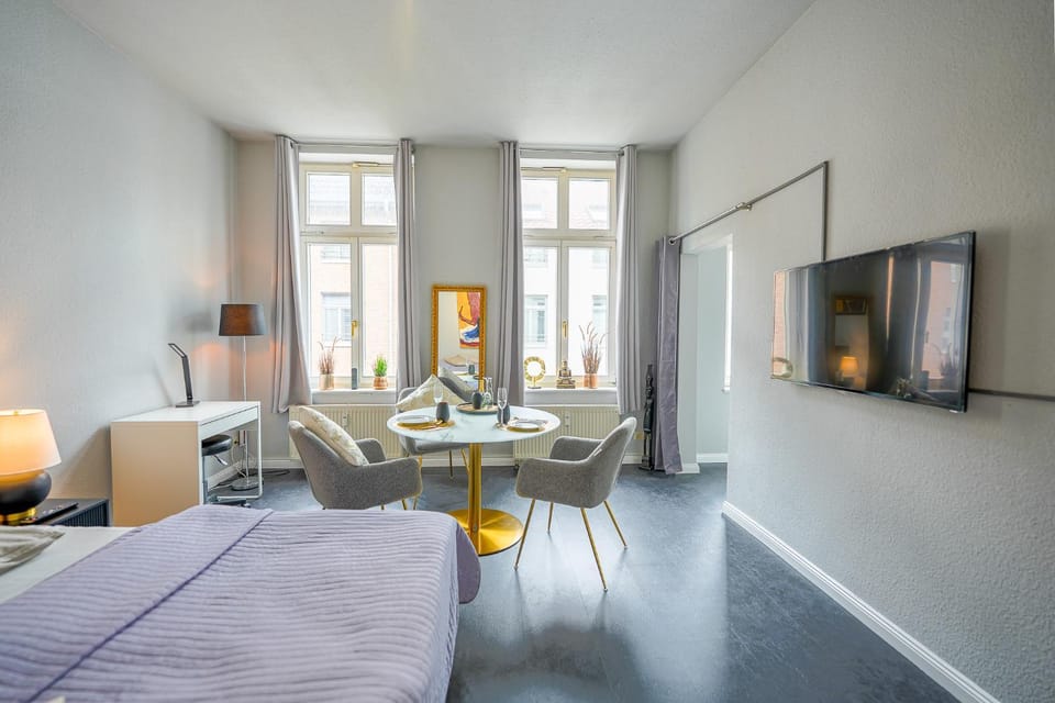 Living room, Bedroom