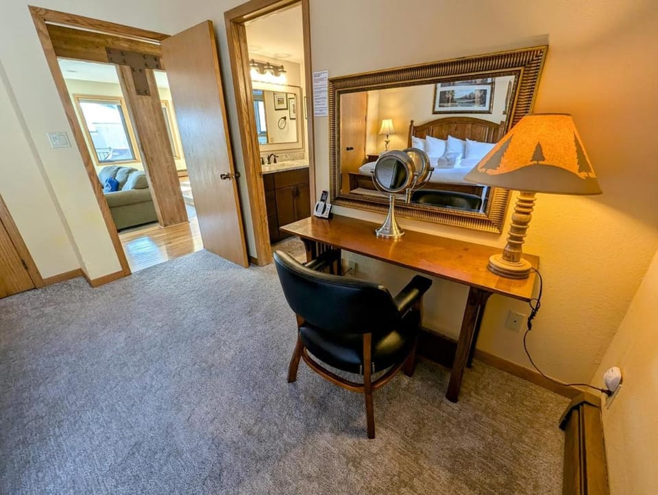 Enclave 12 by SummitCove Lodging in Colorado House in Keystone