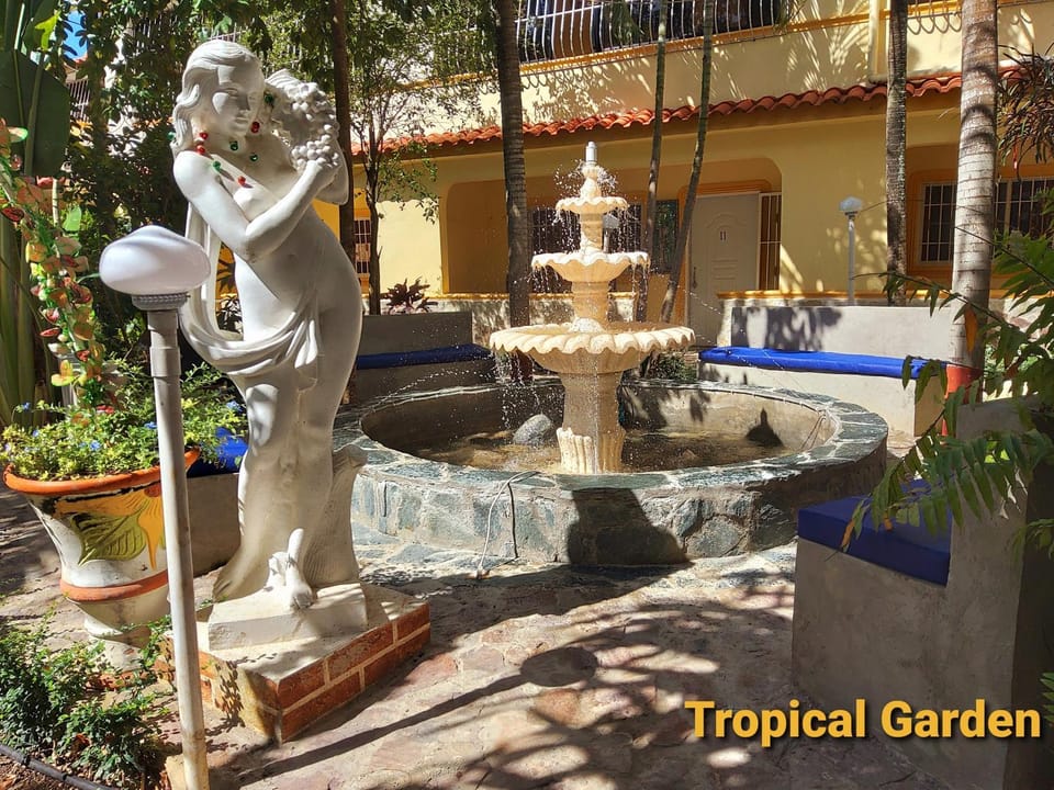 Residence Tropical Garden Apartment in Boca Chica
