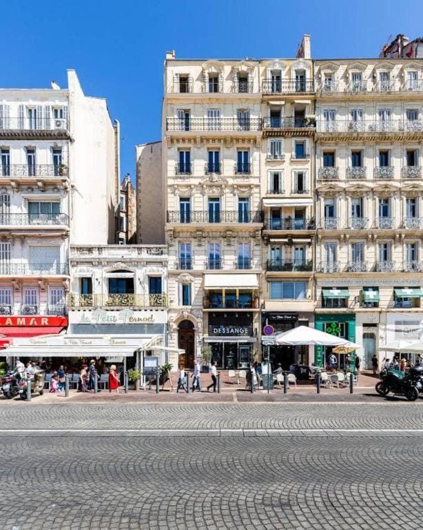 Au cœur du Vieux Port - Le quai bourgeois Apartment in Marseille
