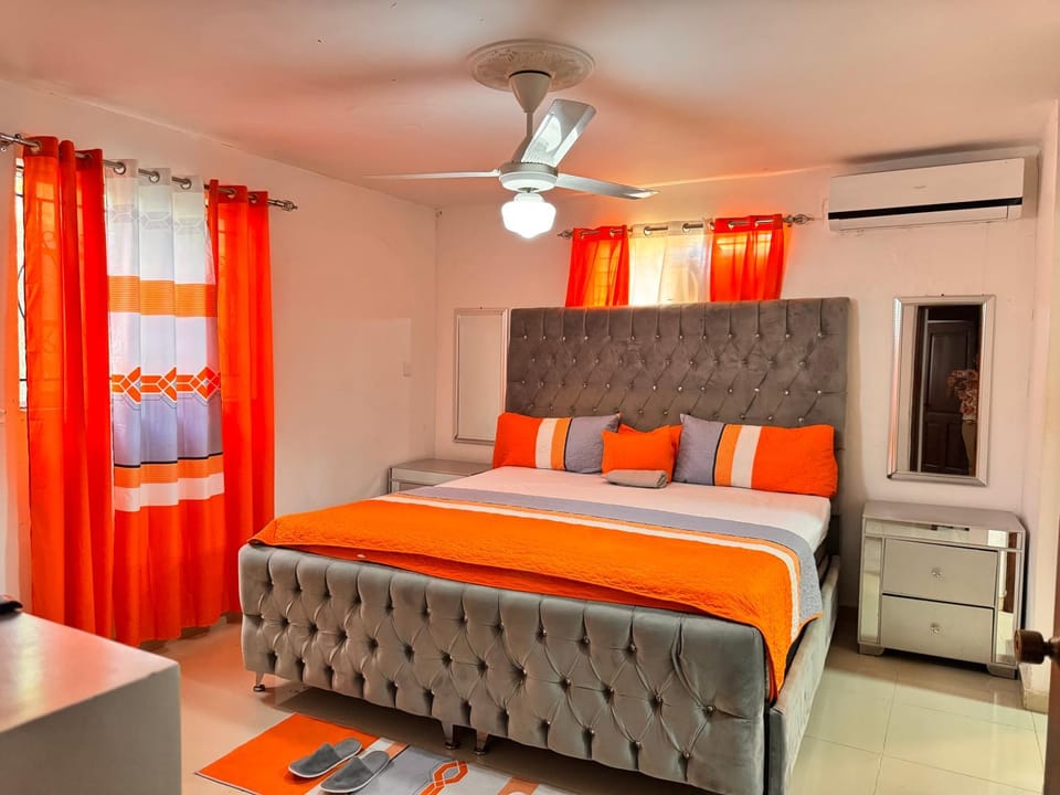 1Dom Rep - Huge cozy 3 bedrooms - close to all transportation Jacobo Majluta - Residencial Paradise V Colina Arroyo 1 Apartment in Santo Domingo