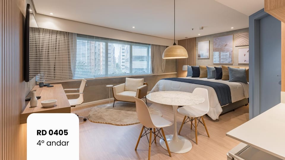 Bed, TV and multimedia, Photo of the whole room, Seating area, Bedroom, air conditioner