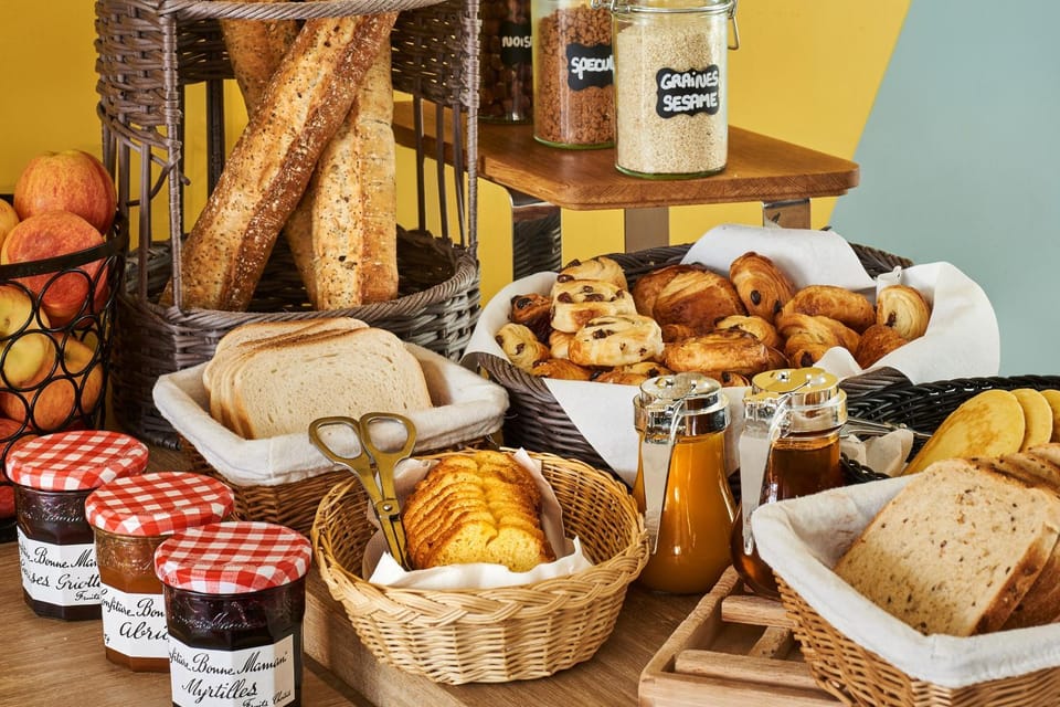 Breakfast, Continental breakfast, Buffet breakfast