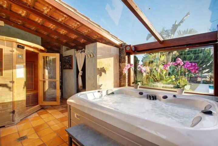 Hot Tub