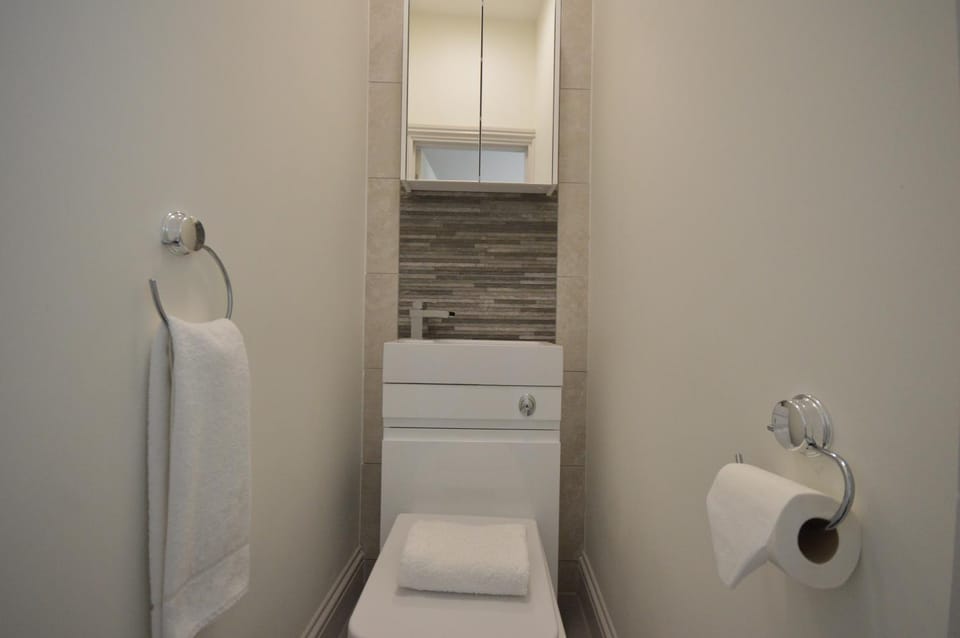 Lexicon House - 4 bedrooms 3 bathrooms Apartment in Stoke-on-Trent