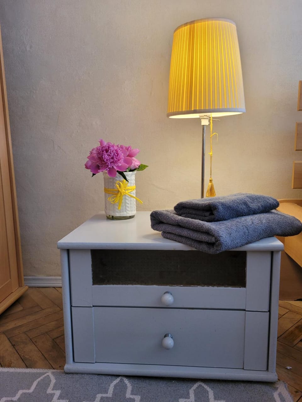 Sunflower Apartment near Kyiv airport & railway station & center city! Apartment in Kiev City - Kyiv