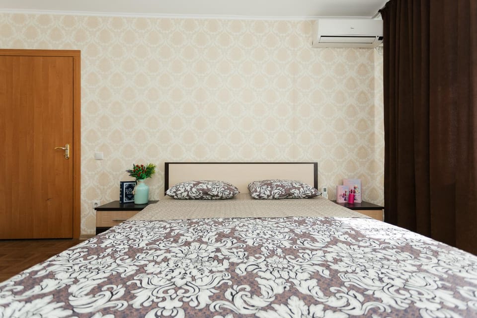 Apart-hotel on Kondrateva street New Building 7 floor Apartment in Ukraine