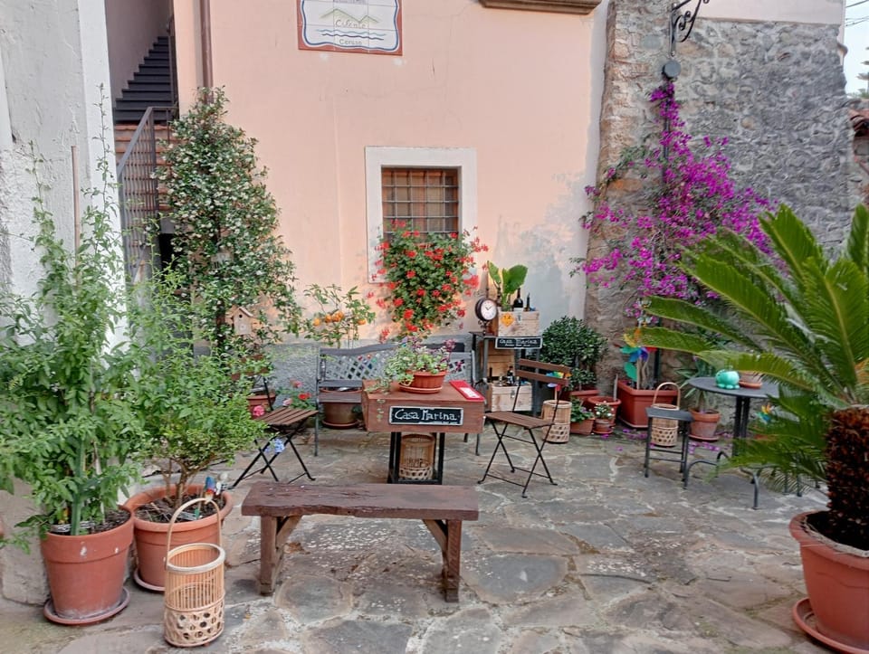 Casa Marina, Suite Indipendente Appartamento Cilento Apartment in Campania
