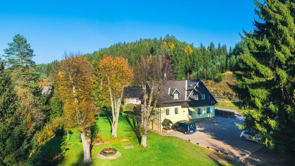 Property building, Natural landscape, Garden, Garden view