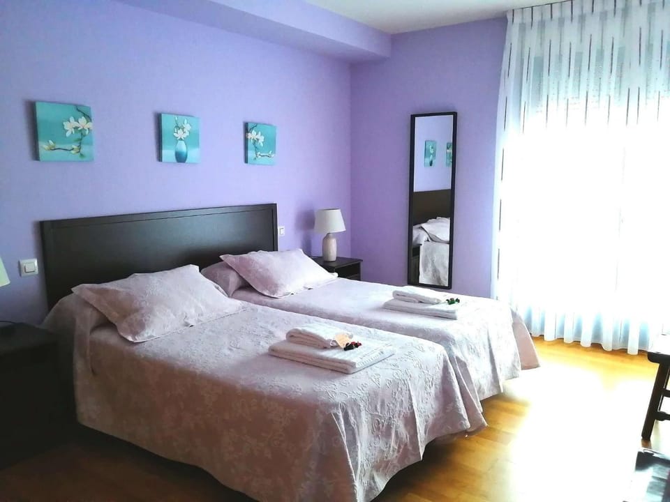 Bed, Balcony/Terrace, Bedroom, Quiet street view, wardrobe