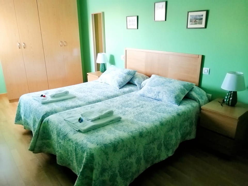 Bed, Bedroom, Garden view, wardrobe
