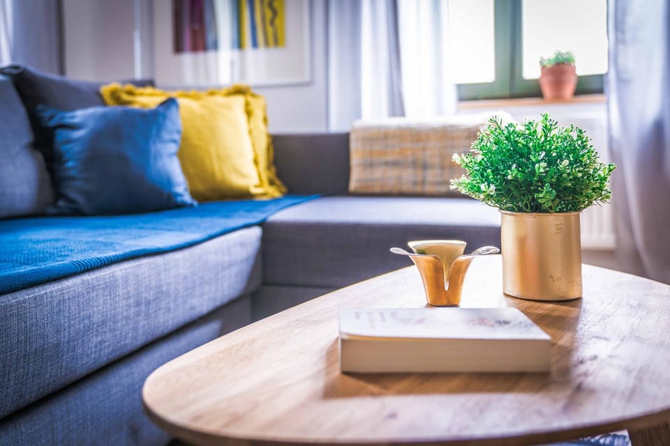 Living room, Decorative detail, Seating area