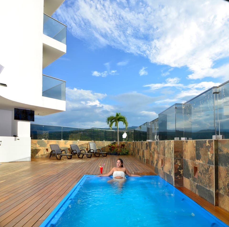 Balcony/Terrace, Swimming pool