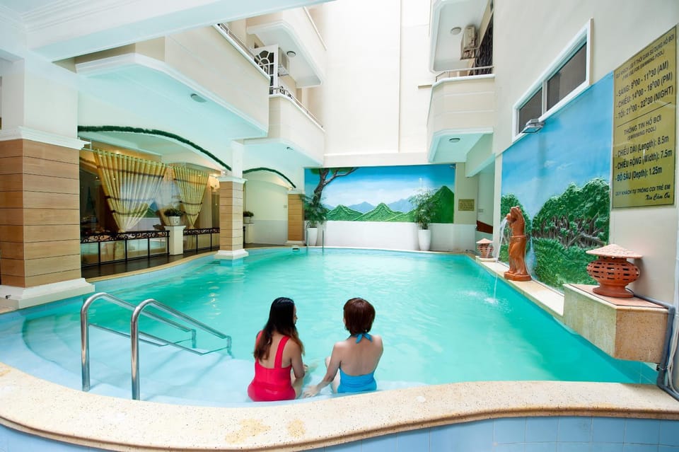 Swimming pool